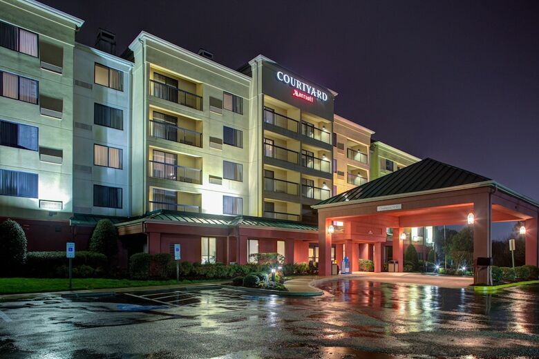 Hotel Courtyard By Marriott Richmond Chester