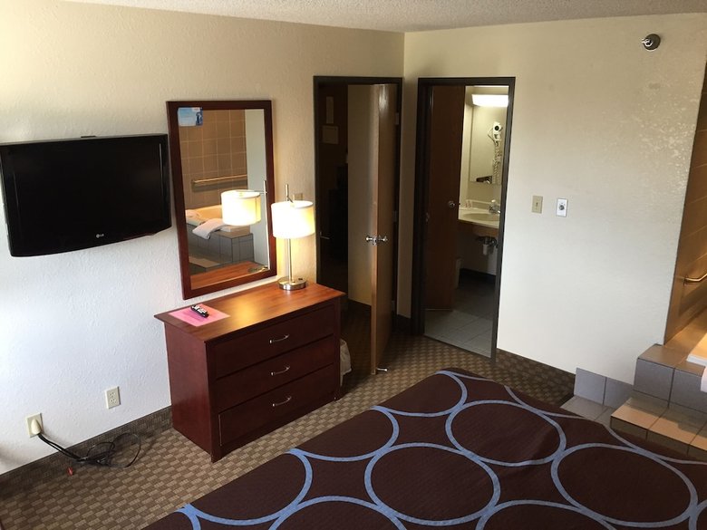 Motel Super 8 By Wyndham Cuba