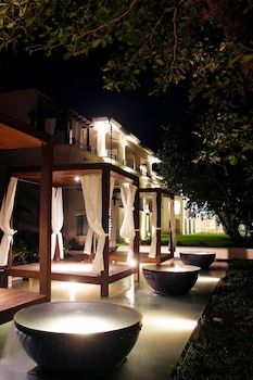 Hotel Casa Colonial Beach & Spa