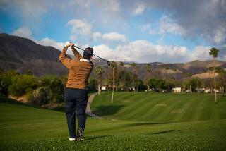 Hotel Rancho Las Palmas Resort & Spa