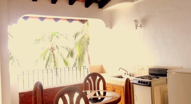 Emperador Vallarta Beachfront Hotel And Suites