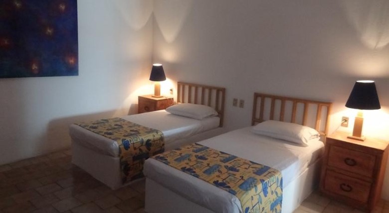 Emperador Vallarta Beachfront Hotel And Suites
