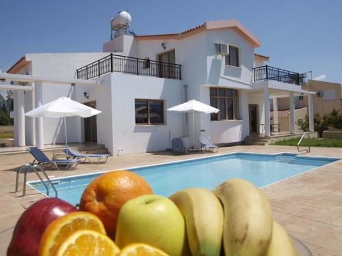 Mariandy Villa 1