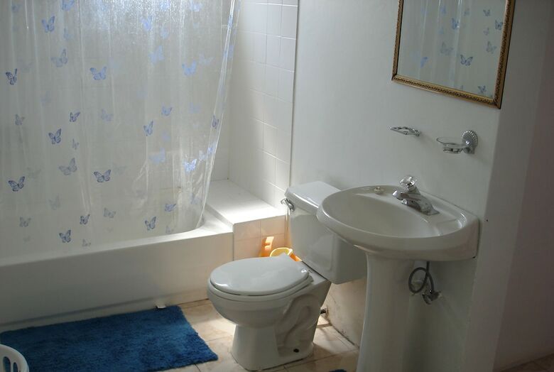 Hotel Treasure Bay Guesthouse