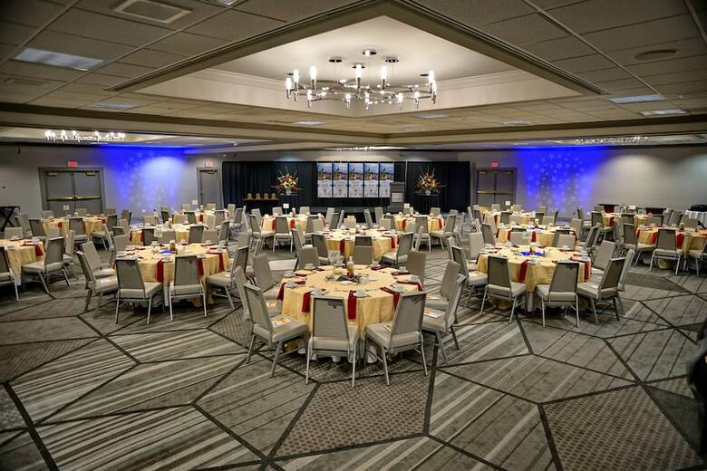 Sheraton Tucson Hotel And Suites