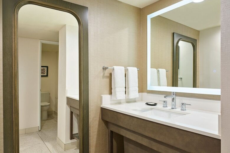 Sheraton Tucson Hotel And Suites