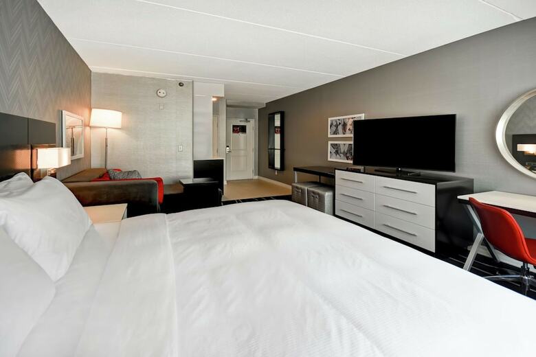 Hotel Doubletree By Hilton Deadwood At Cadillac Jack's