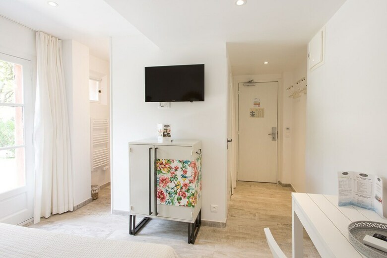 Hotel H�tel Les Capucines