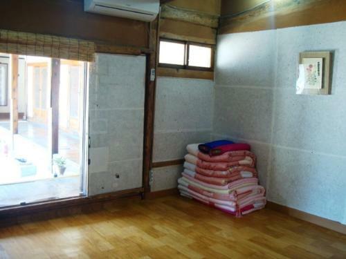 Hostal Sillabang Guesthouse
