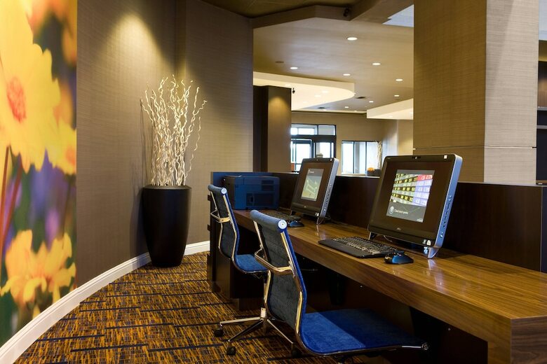 Hotel Courtyard By Marriott Newark Silicon Valley