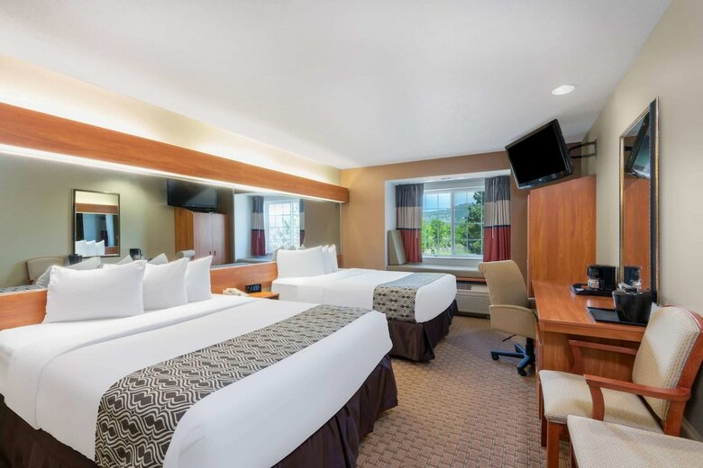 Hotel Microtel Inn & Suites By Wyndham Raton