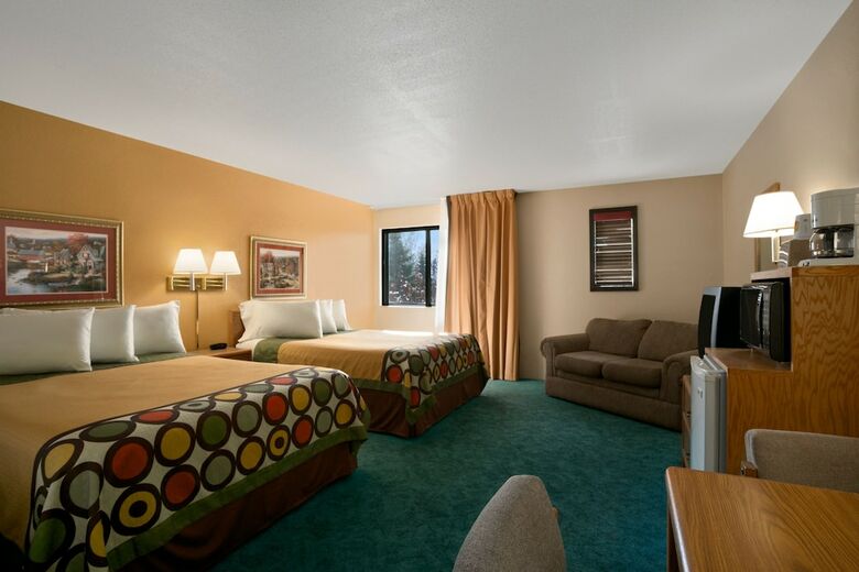 Hotel Super 8 By Wyndham Alexandria Mn