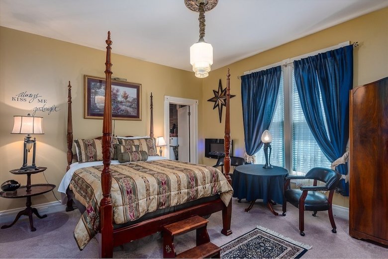 The Bridgeford House Bed & Breakfast