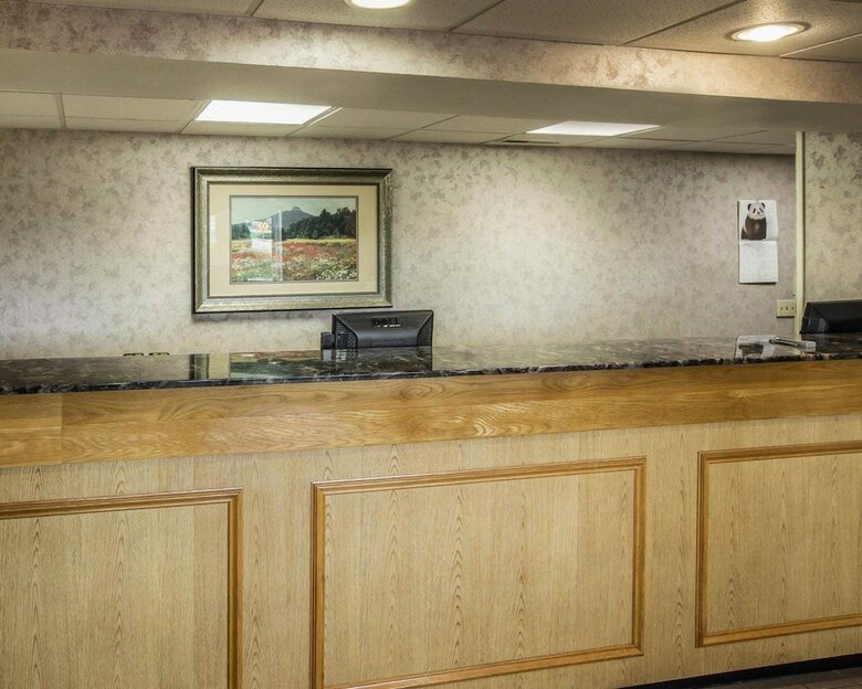 Hotel Econo Lodge Inn & Suites