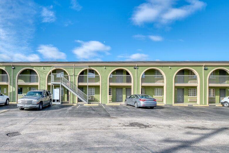 Motel Oyo Hotel Channelview I-10