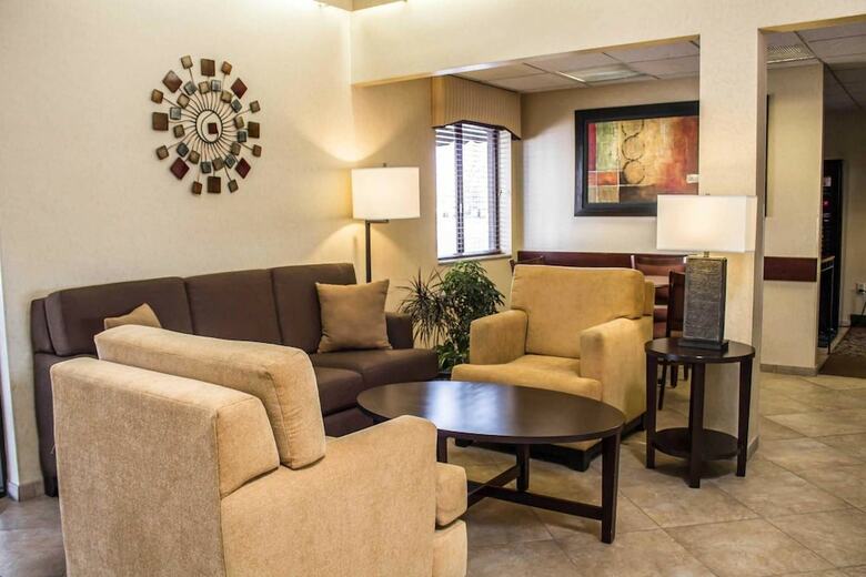 Hotel Comfort Inn East