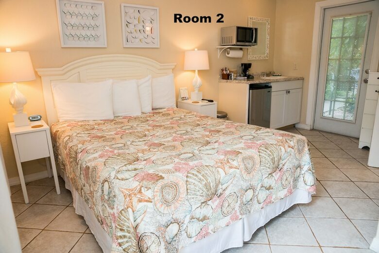 Hotel Haley's Couples Retreat
