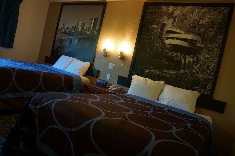 Hotel Super 8 By Wyndham Delmont