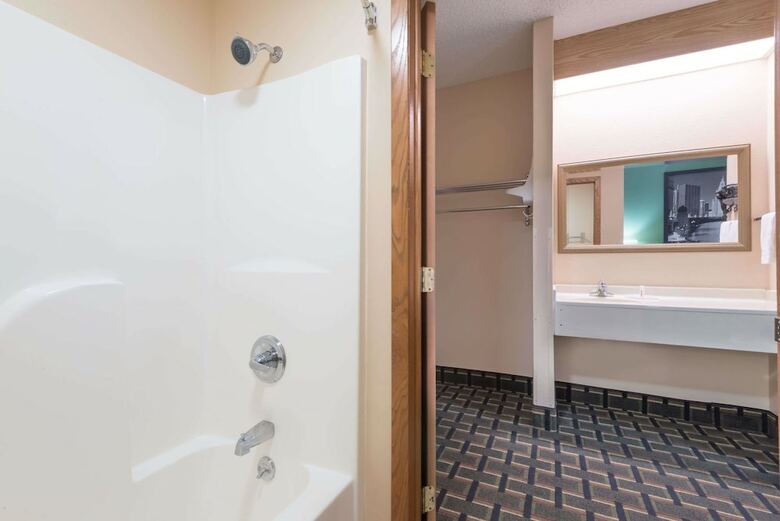 Motel Super 8 By Wyndham Mt. Carmel Il