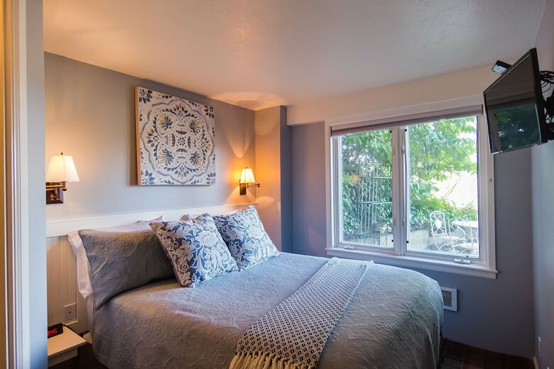 Bed & Breakfast Campbell House Inn