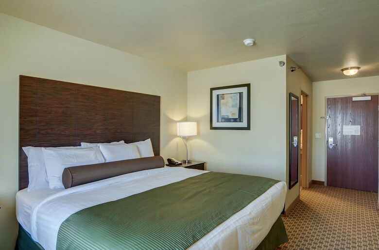 Hotel Cobblestone Inn & Suites - Kersey