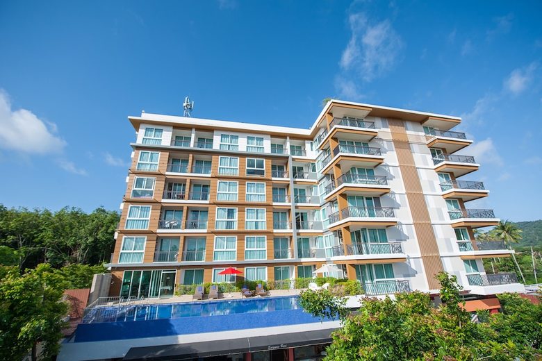 Aparthotel Grand Nai Harn Suites