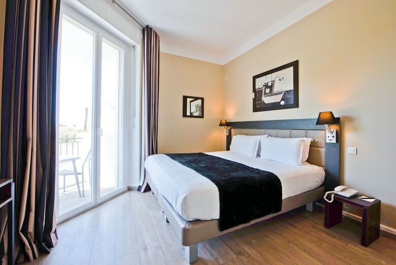 Hotel H�tel La Villa Cap D?antibes