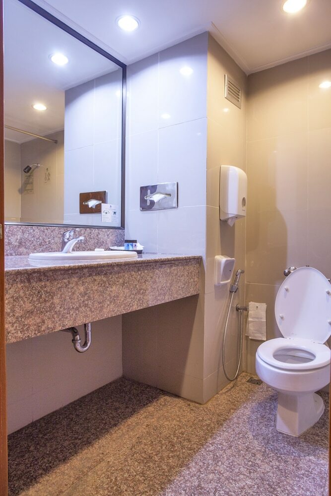 Hotel Cholchan Pattaya Beach Resort