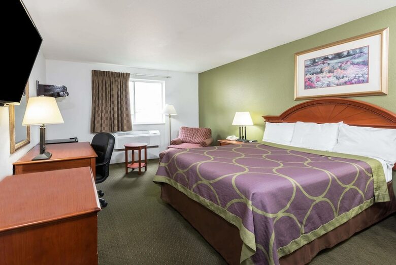 Hotel Super 8 By Wyndham Pittsburgh/monroeville