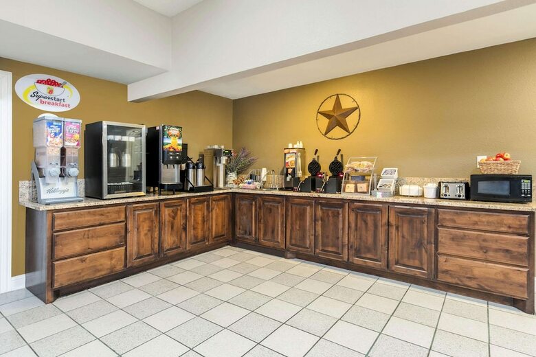 Hotel Super 8 By Wyndham Abilene North