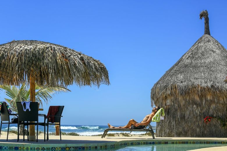 Hostal Mayan Village Beach Front Hotel
