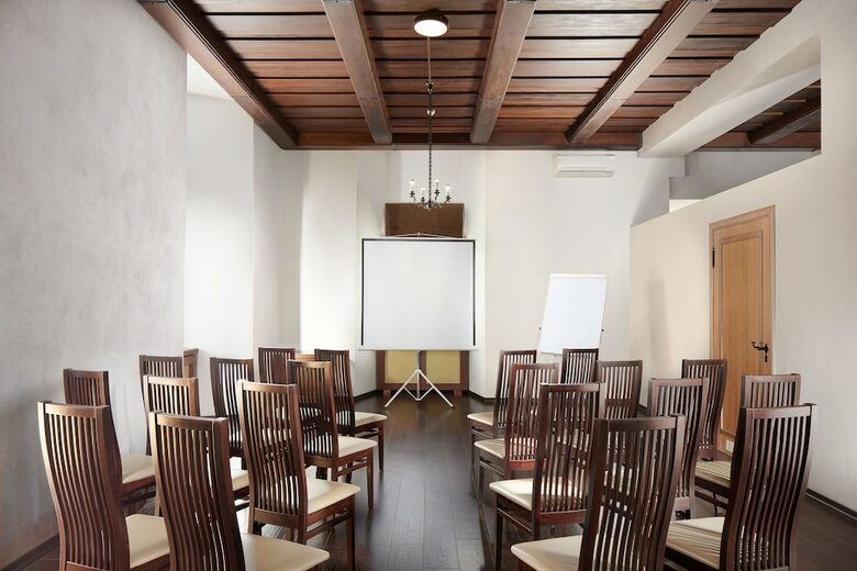 Hotel Monastyrski Minsk City Centre
