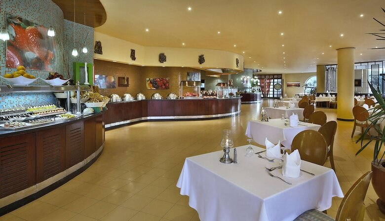 Hotel Hilton Sharks Bay Resort