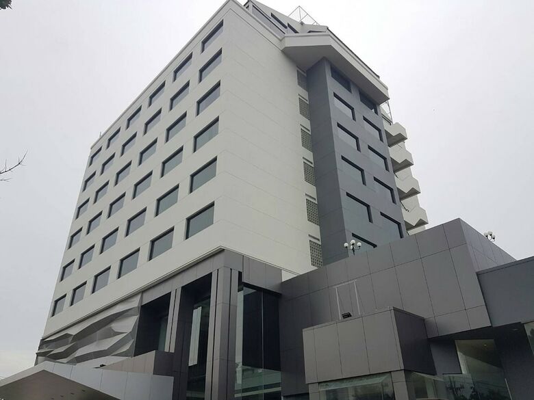 Louis' Tavern Hotel Don Muang