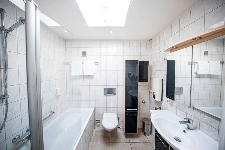 Dom Hotel Am R�merbrunnen