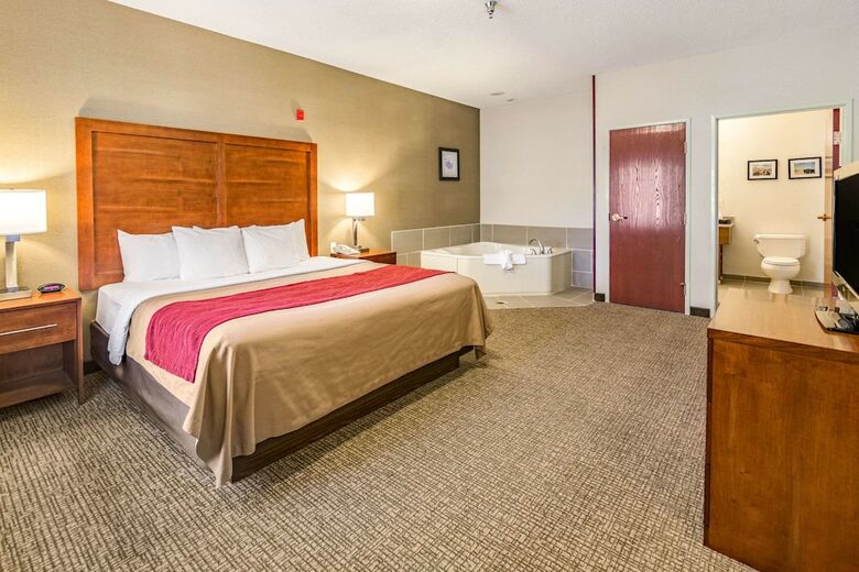 Hotel Comfort Inn And Suites