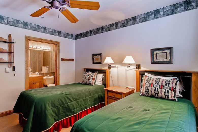 Torian Plum Condominiums By Steamboat Resorts