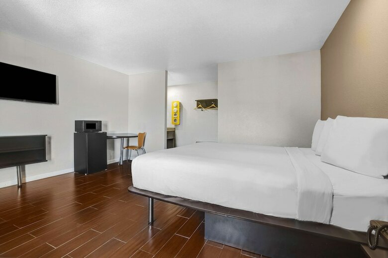 Hotel Motel 6 Ukiah, Ca - North