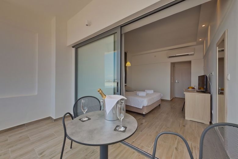 Alexia Premier City Hotel - Adults Only