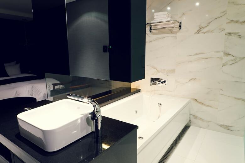 Busan Amare Hotel