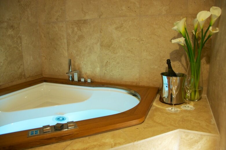 Piazza Farnese Luxury Suites