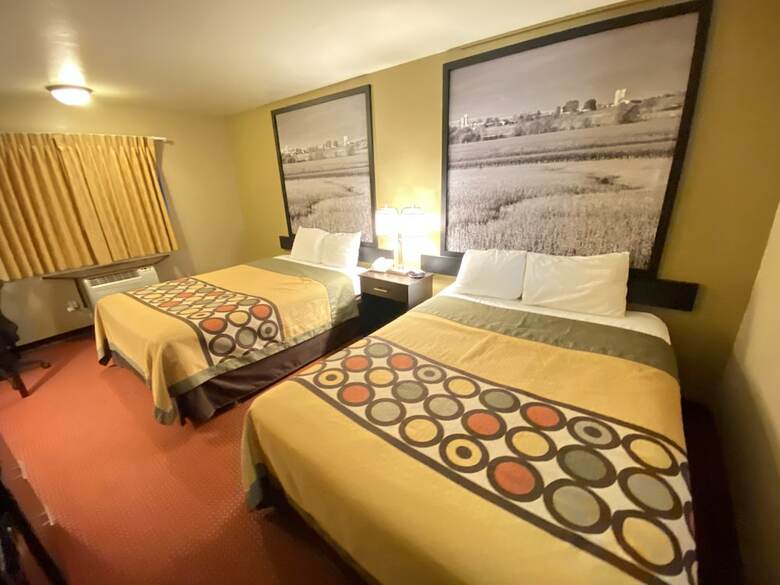 Motel Super 8 By Wyndham Eau Claire Wi