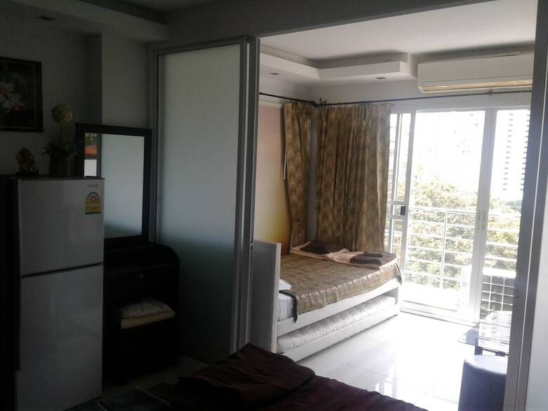 Wongamat Privacy By Good Luck Apartments