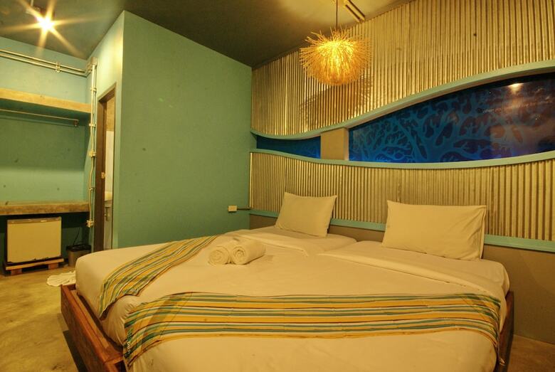Hotel Seabox Khaolak Hostel