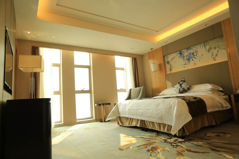 Hotel Ramada Yiyang Taojiang