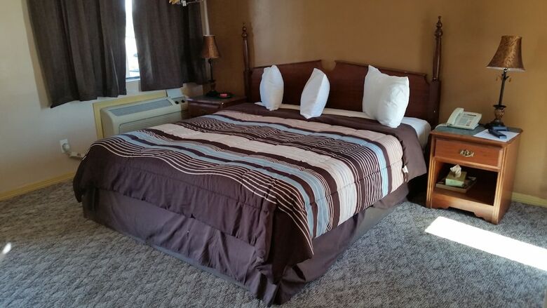 Motel Lakeview Inn & Suites