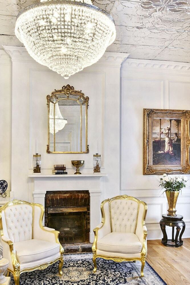 French Quarter Mansion Boutique Hotel