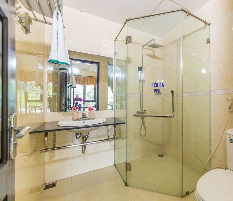 Hotel La Maison Da Nang Beach