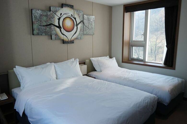 Cs Avenue Hotel