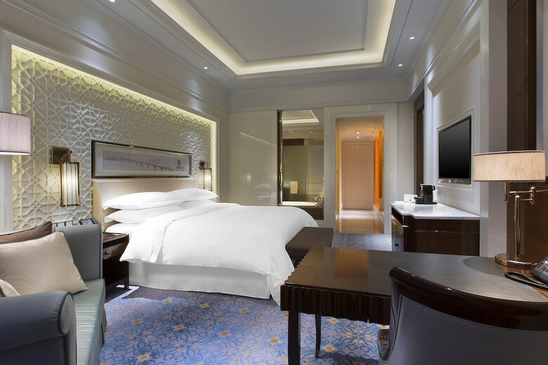 Sheraton Grand Wuhan Hankou Hotel